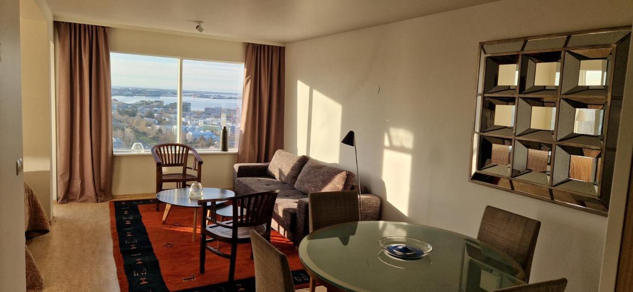 Panoramic Studio Apartment With Stunning View - Free Parking Reykjavík Dış mekan fotoğraf