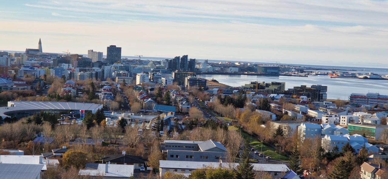 Panoramic Studio Apartment With Stunning View - Free Parking Reykjavík Dış mekan fotoğraf