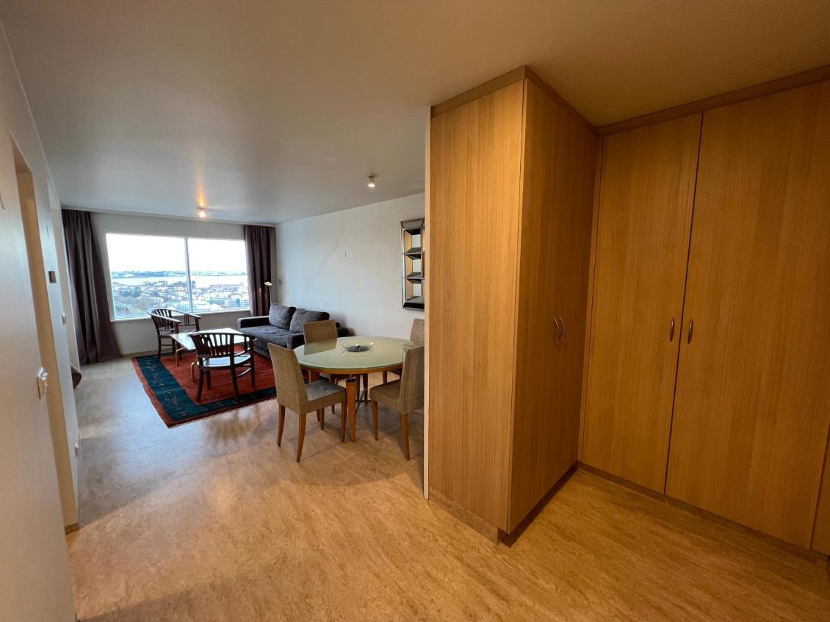 Panoramic Studio Apartment With Stunning View - Free Parking Reykjavík Dış mekan fotoğraf